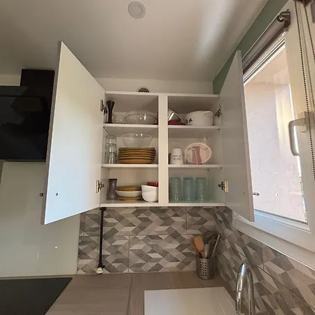 1 A Proche Luxembourg Τιονβίλ